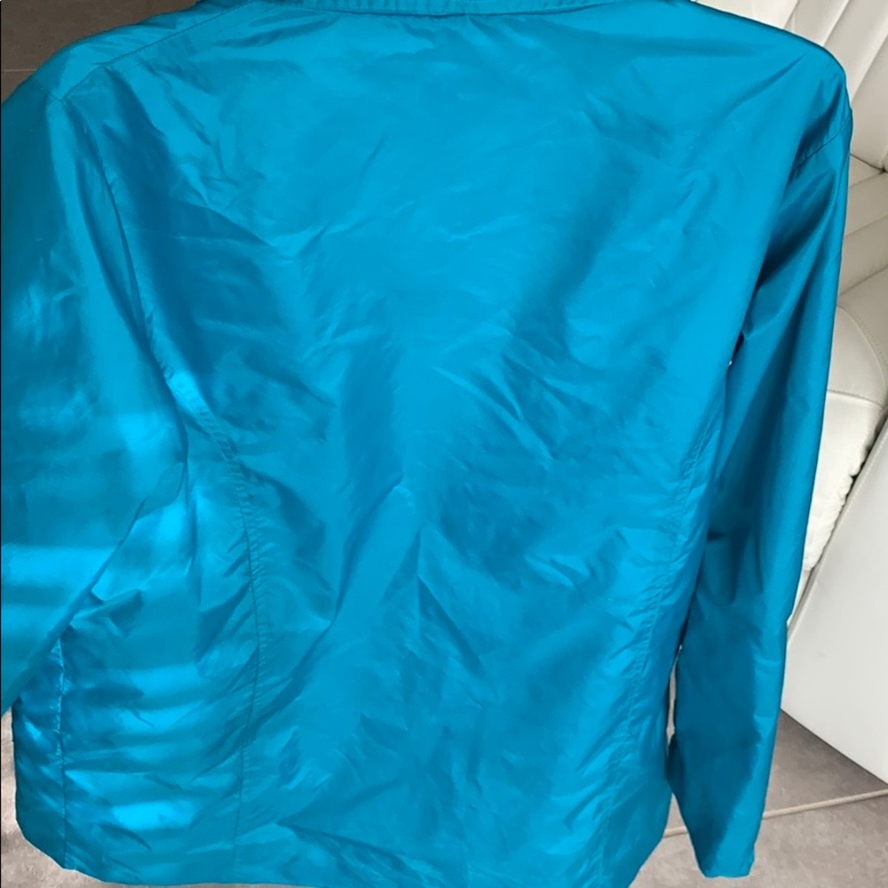 Rain coat